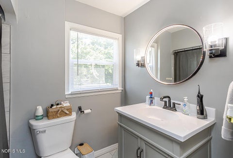 Tiny photo for 3438 Buckeye Street, Toledo, OH 43608 (MLS # 10009878)