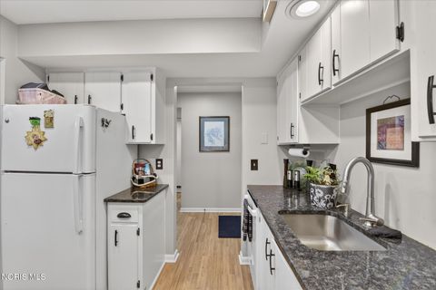 Tiny photo for 5679 Monroe Street #303, Sylvania, OH 43560 (MLS # 10004261)