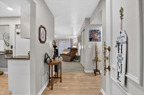 Tiny photo for 5679 Monroe Street #303, Sylvania, OH 43560 (MLS # 10004261)