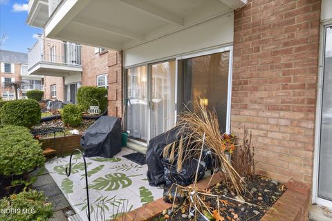 Tiny photo for 5679 Monroe Street #303, Sylvania, OH 43560 (MLS # 10004261)