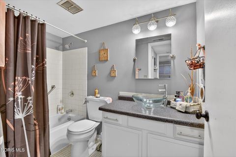 Tiny photo for 5679 Monroe Street #303, Sylvania, OH 43560 (MLS # 10004261)