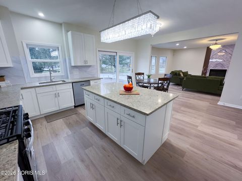 Tiny photo for 7659 Hickory Grove Road, Sylvania, OH 43560 (MLS # 10002819)