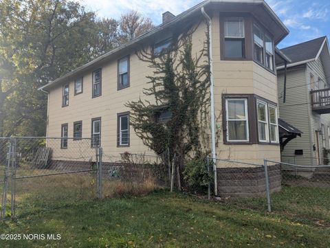 809 Bush Street Toledo OH 43604