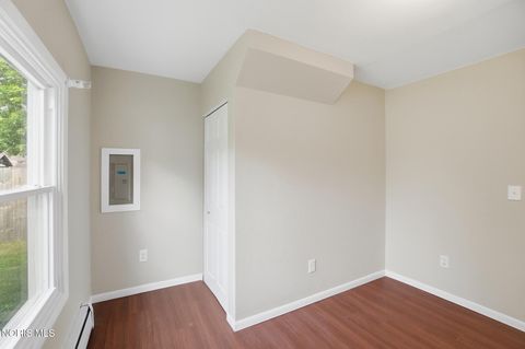 Tiny photo for 7964 Hill Avenue, Holland, OH 43528 (MLS # 10007697)