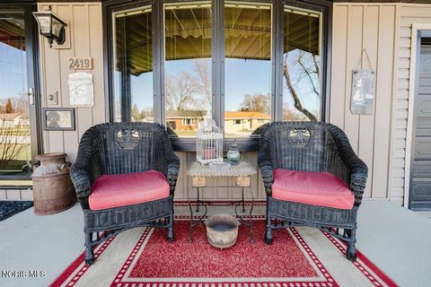 Tiny photo for 2419 Hollybrook Drive, Findlay, OH 45840 (MLS # 10004932)