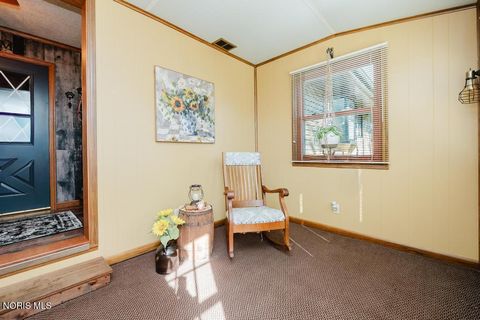 Tiny photo for 2419 Hollybrook Drive, Findlay, OH 45840 (MLS # 10004932)