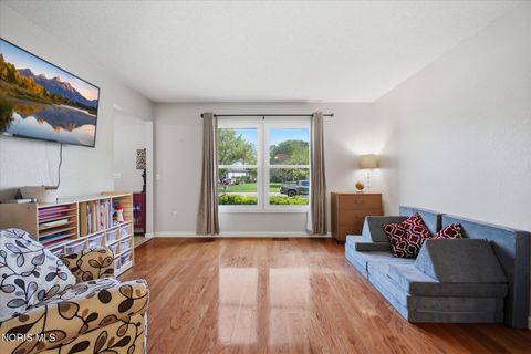 Tiny photo for 7063 Wexford Hill Lane, Holland, OH 43528 (MLS # 10008239)