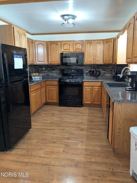 Tiny photo for 2053 Idaho Street, Toledo, OH 43605 (MLS # 10005145)