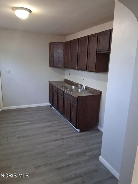 Tiny photo for 4514 Vermaas Avenue, Toledo, OH 43612 (MLS # 10006410)