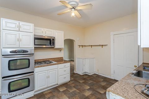 Tiny photo for 620 E Washington Street, Montpelier, OH 43543 (MLS # 10003114)