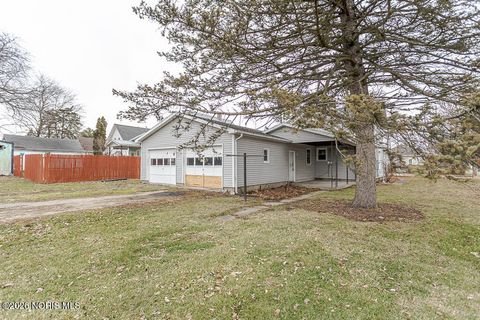 Tiny photo for 620 E Washington Street, Montpelier, OH 43543 (MLS # 10003114)