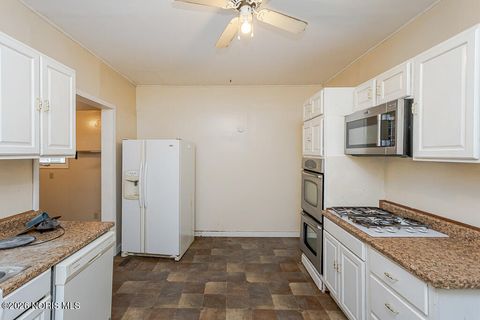 Tiny photo for 620 E Washington Street, Montpelier, OH 43543 (MLS # 10003114)