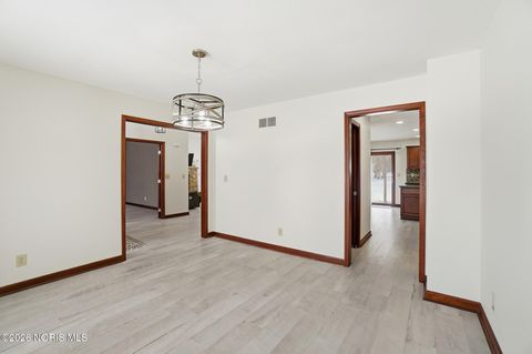 Tiny photo for 8131 Brookfield Circle, Findlay, OH 45840 (MLS # 10003292)