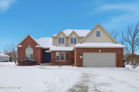 Photo of 8131 Brookfield Circle, Findlay, OH 45840 (MLS # 10003292)