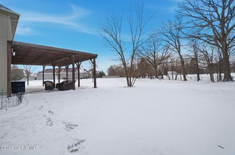 Tiny photo for 8131 Brookfield Circle, Findlay, OH 45840 (MLS # 10003292)