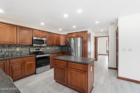 Tiny photo for 8131 Brookfield Circle, Findlay, OH 45840 (MLS # 10003292)