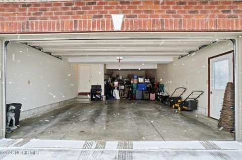 Tiny photo for 8131 Brookfield Circle, Findlay, OH 45840 (MLS # 10003292)