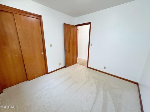 Tiny photo for 1029 Fort Drive, Bowling Green, OH 43402 (MLS # 10010268)