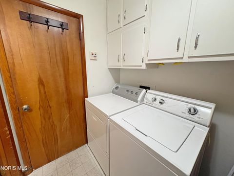 Tiny photo for 1029 Fort Drive, Bowling Green, OH 43402 (MLS # 10010268)