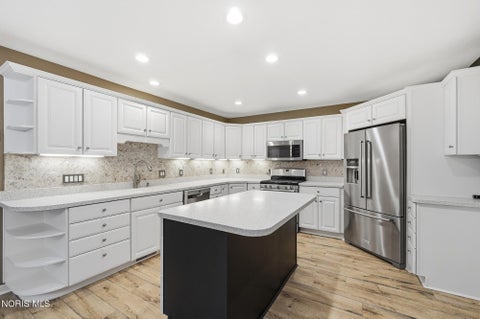 Tiny photo for 5537 Hidden Pines Way, Toledo, OH 43623 (MLS # 10013868)