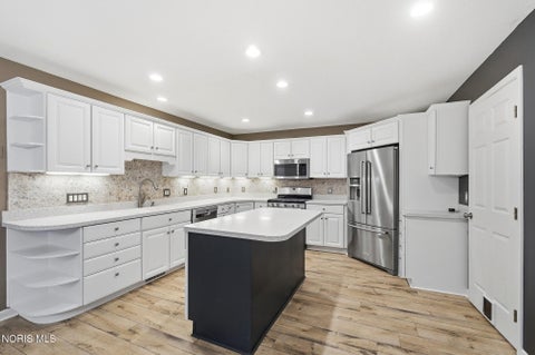 Tiny photo for 5537 Hidden Pines Way, Toledo, OH 43623 (MLS # 10013868)