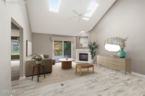 Tiny photo for 5537 Hidden Pines Way, Toledo, OH 43623 (MLS # 10013868)