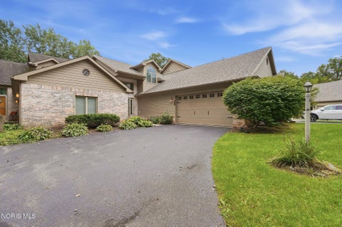 Photo of 5537 Hidden Pines Way, Toledo, OH 43623 (MLS # 10013868)