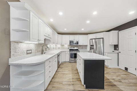 Tiny photo for 5537 Hidden Pines Way, Toledo, OH 43623 (MLS # 10013868)