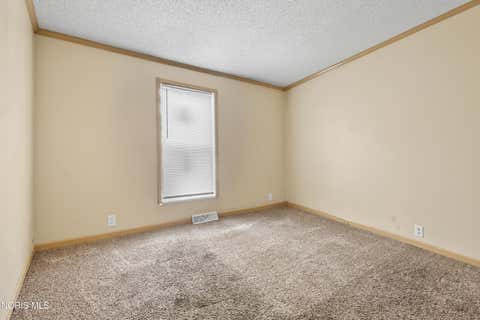 Tiny photo for 4600 Blue Rock Court, Toledo, OH 43615 (MLS # 10011563)
