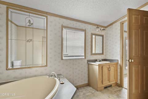 Tiny photo for 4600 Blue Rock Court, Toledo, OH 43615 (MLS # 10011563)