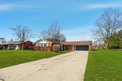 Tiny photo for 400 Chase Road, Findlay, OH 45840 (MLS # 10005675)