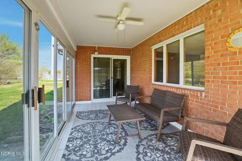 Tiny photo for 400 Chase Road, Findlay, OH 45840 (MLS # 10005675)