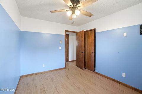 Tiny photo for 400 Chase Road, Findlay, OH 45840 (MLS # 10005675)