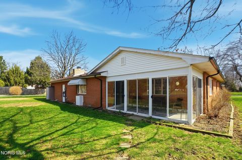 Tiny photo for 400 Chase Road, Findlay, OH 45840 (MLS # 10005675)