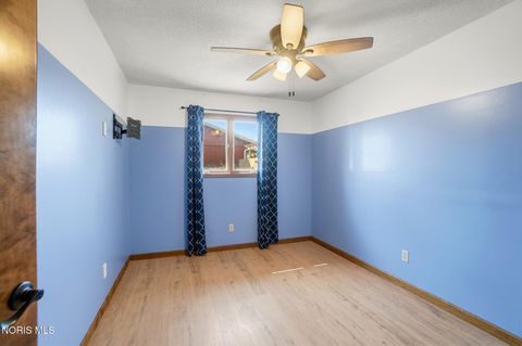 Tiny photo for 400 Chase Road, Findlay, OH 45840 (MLS # 10005675)