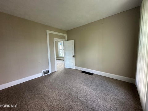Tiny photo for 160 Oak Street, Rossford, OH 43460 (MLS # 10010830)