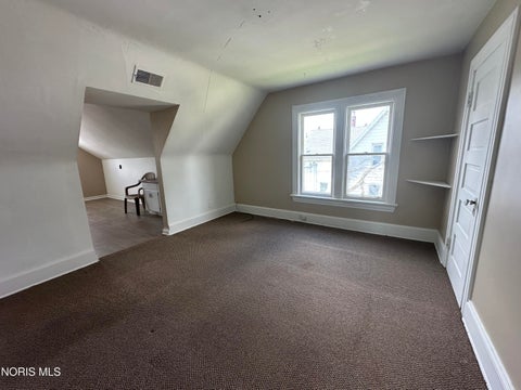 Tiny photo for 160 Oak Street, Rossford, OH 43460 (MLS # 10010830)