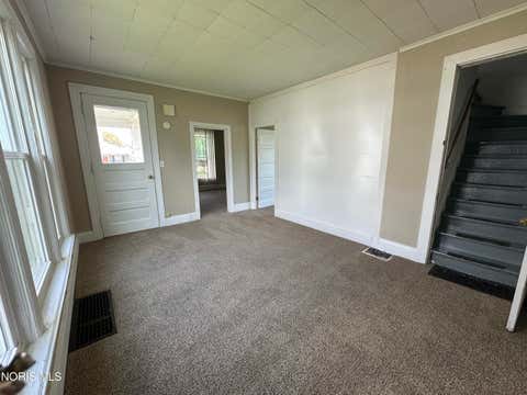 Tiny photo for 160 Oak Street, Rossford, OH 43460 (MLS # 10010830)