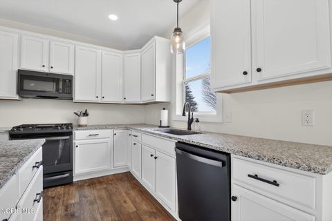 Tiny photo for 6889 N Township Rd 69, Tiffin, OH 44883 (MLS # 10005916)