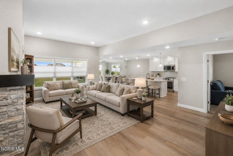 Tiny photo for 15683 Sunset Maple Drive #Perrysburg, Oh 43551, Perrysburg, OH 43551 (MLS # 10010528)