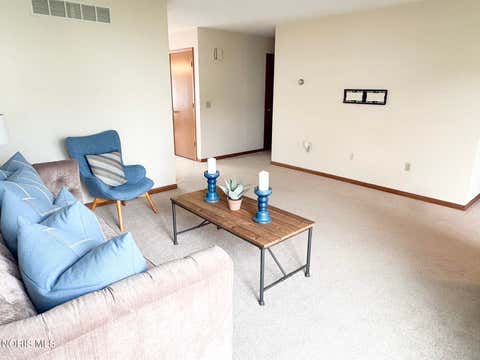 Tiny photo for 4269 Townhouse Drive # D, Oregon, OH 43616 (MLS # 10009372)