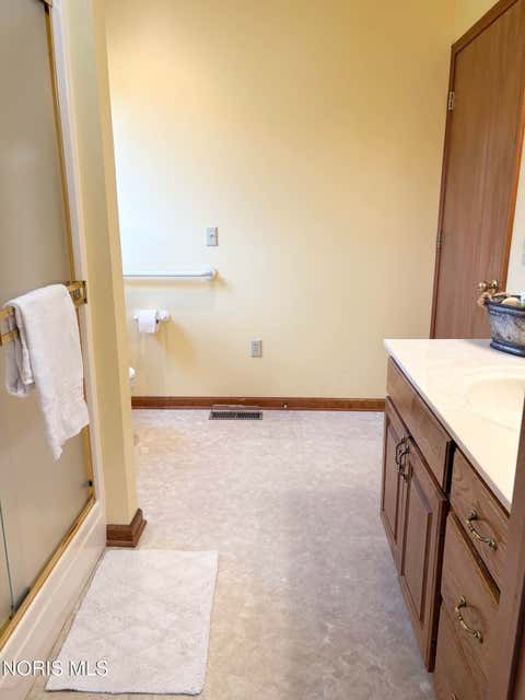 Tiny photo for 4269 Townhouse Drive # D, Oregon, OH 43616 (MLS # 10009372)