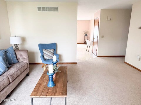 Tiny photo for 4269 Townhouse Drive # D, Oregon, OH 43616 (MLS # 10009372)