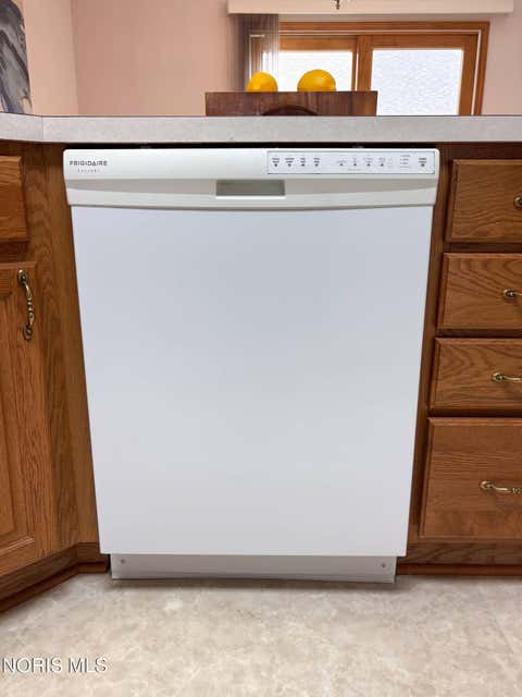 Tiny photo for 4269 Townhouse Drive # D, Oregon, OH 43616 (MLS # 10009372)