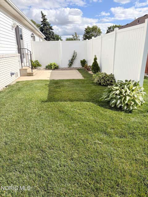 Tiny photo for 4269 Townhouse Drive # D, Oregon, OH 43616 (MLS # 10009372)