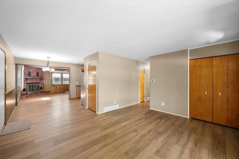 Tiny photo for 1409 Bradshaw Court, Maumee, OH 43537 (MLS # 10000106)