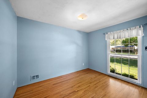Tiny photo for 1409 Bradshaw Court, Maumee, OH 43537 (MLS # 10000106)
