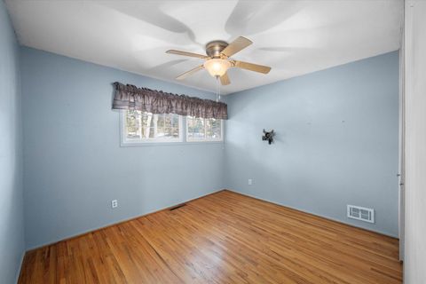 Tiny photo for 1409 Bradshaw Court, Maumee, OH 43537 (MLS # 10000106)