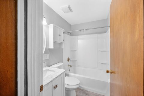 Tiny photo for 1409 Bradshaw Court, Maumee, OH 43537 (MLS # 10000106)