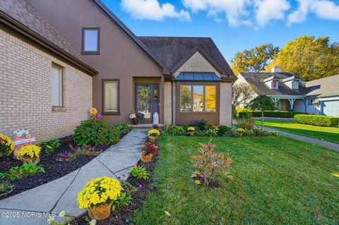 Tiny photo for 6661 Brick Yard Court, Maumee, OH 43537 (MLS # 10000418)